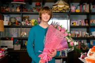 松本若菜×佐野勇斗『君の好きは無敵』笑顔でクランクアップ！「最後に一言言わせていただきます。みんな好き！」（佐野） - 画像一覧（1/3）