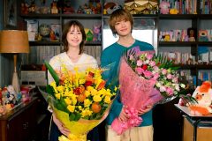 松本若菜×佐野勇斗『君の好きは無敵』笑顔でクランクアップ！「最後に一言言わせていただきます。みんな好き！」（佐野）