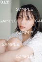 “まなみん”が地球を侵略!?日向坂46大野愛実が『B.L.T.11月号』の表紙・巻頭に登場 - 画像一覧（9/16）