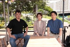 爽太（松村北斗）＆麻里子（岡崎紗絵）が『告白－25年目の秘密－』Huluオリジナルストーリーに登場！野瀬化粧品殺人事件について証言