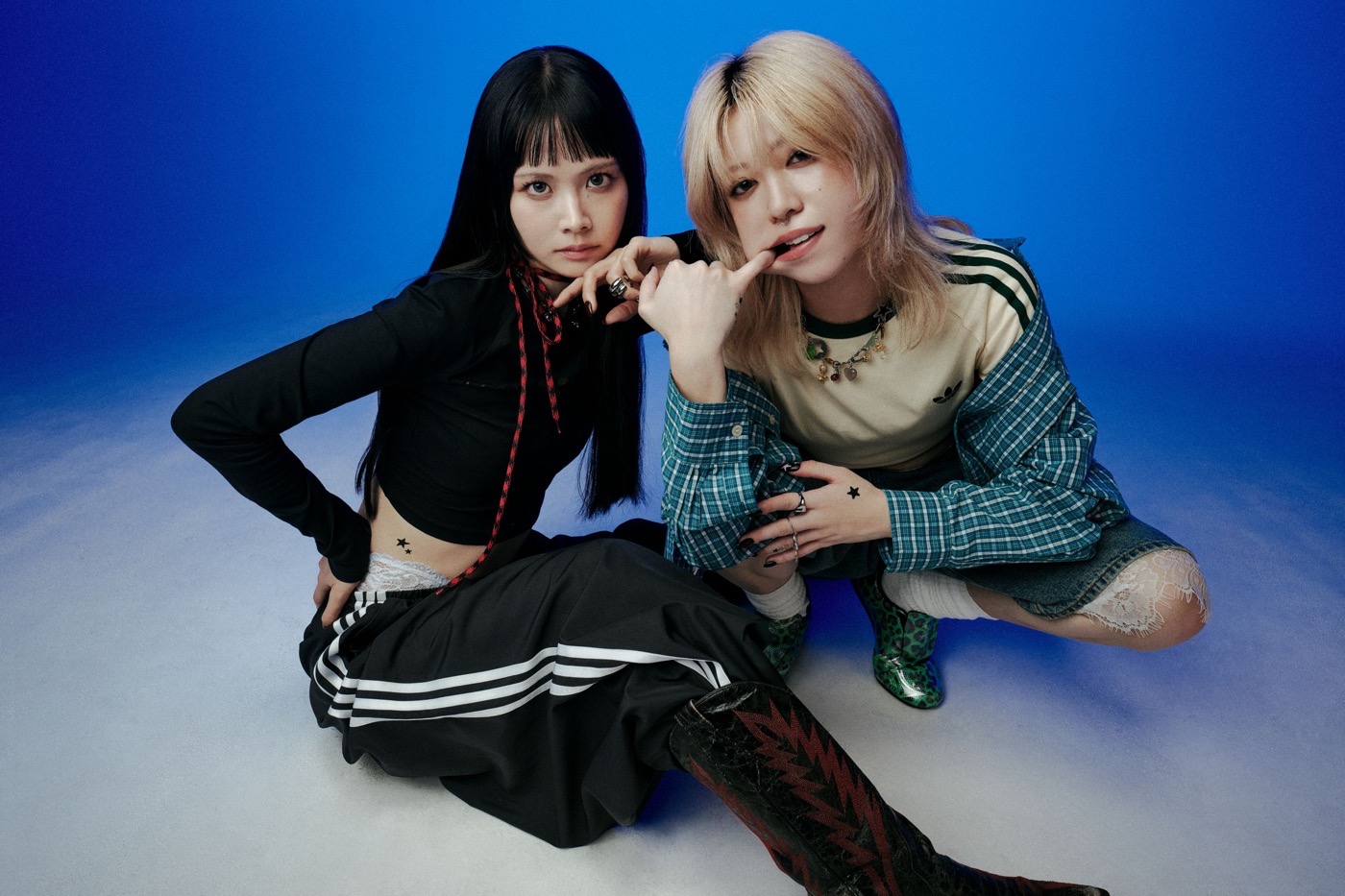 EMNWが『OFF TAKE』に登場！カレー愛と素顔が詰まった姿を披露