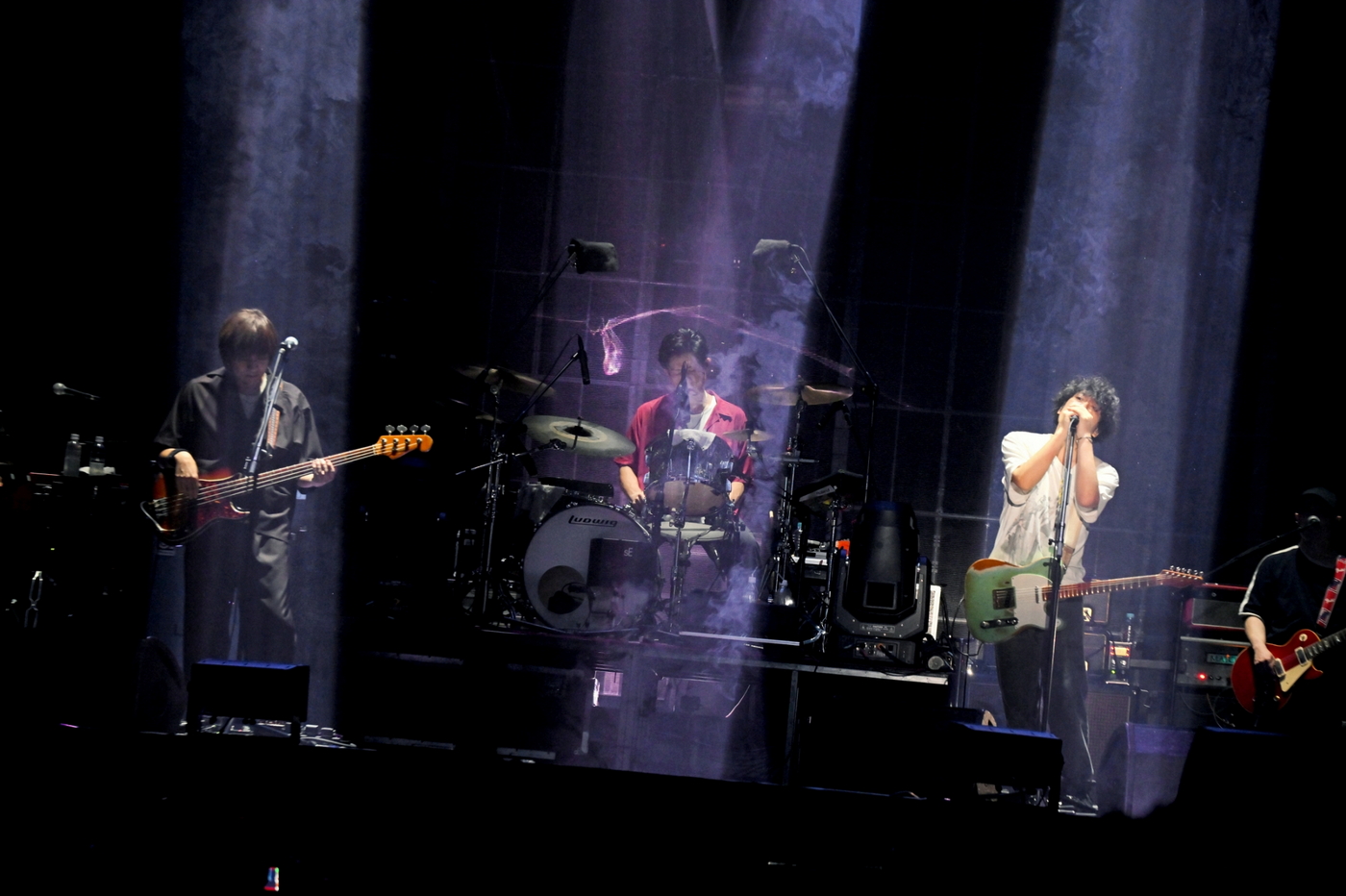 【ライブレポート】back number初のアジアツアー完走！さらに2026年6月開催の日産スタジアム公演ライブ音源が配信決定