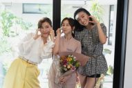 Netflix『ダウンタイム』松岡茉優＆仲里依紗が撮影の舞台裏を徹底案内！超話題の“研ナオコ特殊メイク”にも迫る - 画像一覧（2/6）