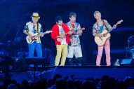 【ライブレポート】TUBE通算37回目となる夏恒例の横浜スタジアム公演が大盛況で終幕！サプライズゲストに松山千春降臨 - 画像一覧（3/9）