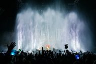 【ライブレポート】TUBE通算37回目となる夏恒例の横浜スタジアム公演が大盛況で終幕！サプライズゲストに松山千春降臨 - 画像一覧（4/9）