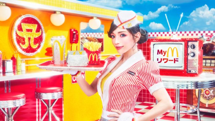 浜崎あゆみ×マクドナルドのコラボキャンペーンが実施決定！「LOVEとSMILE、そしてHAPPYにあふれた企画をたくさんご用意しています」