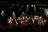 【ライブレポート】ロックバンドUs（アス）、ウエノコウジとTHEE MICHELLE GUN ELEPHANTの名曲をサプライズ共演 - 画像一覧（1/11）