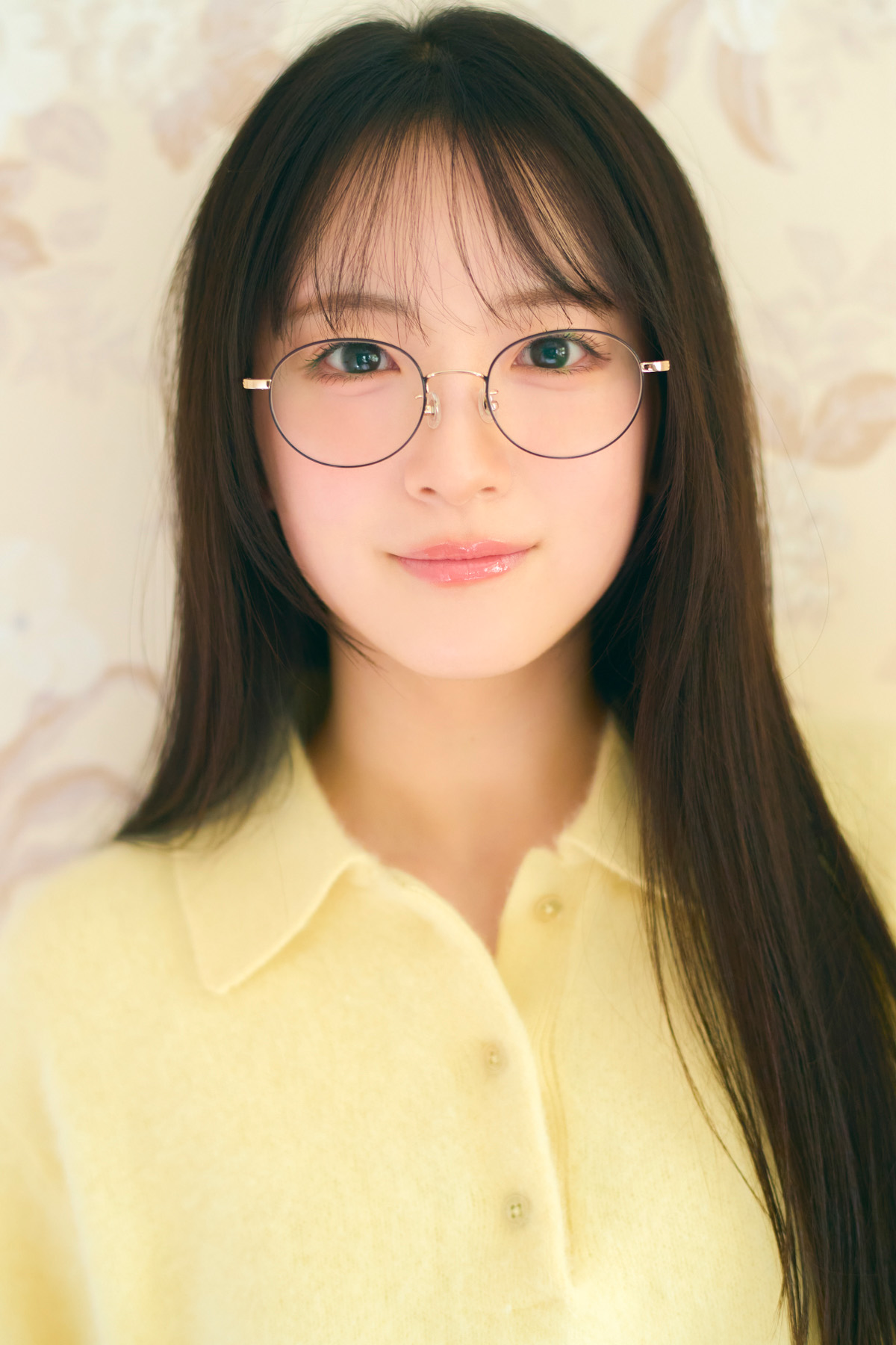 乃木坂46 6期生の個性に迫る撮り下ろし企画『6期生グラビア Nogizaka Colors』3人目は鈴木佑捺