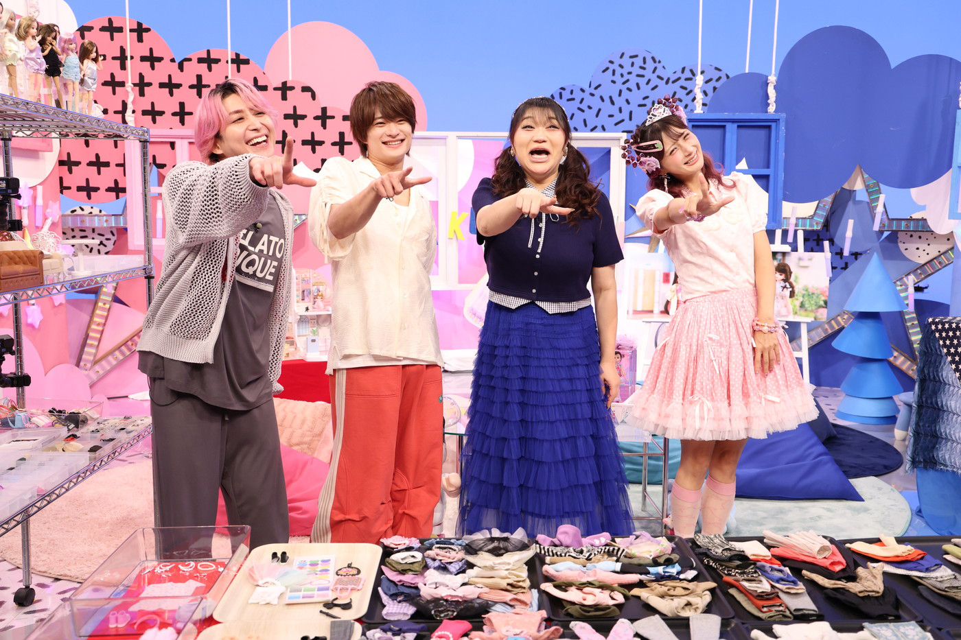 佐久間大介、後輩・浮所飛貴にドヤ顔！「やっぱリカちゃんの心読めちゃってるから」