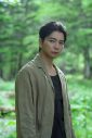 松本潤が“ヒゲ姿”を披露！モダン・ブリティッシュブランドの「トレンチコートアンバサダー」に就任 - 画像一覧（2/2）