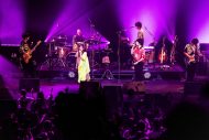 【ライブレポート】flumpool、miwaとの初対バンライブが大盛況！「人見知りで社交的（笑）flumpoolです」 - 画像一覧（15/16）