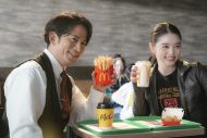 岡田准一×髙石あかり、マクドナルド新CMで初共演！刑事ドラマさながらの大迫力アクションシーンを披露 - 画像一覧（28/29）