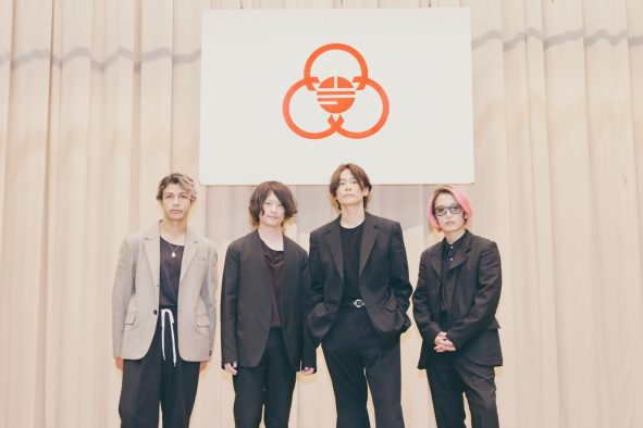 【レポート】[Alexandros]メンバー母校の中学特別授業にサプライズ登場！恋愛相談にエールも