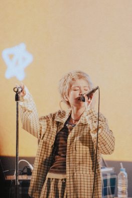 【ライブレポート】7co、初ワンマンライブ『夢中人』開催！「東京、最高だったよ。ありがとう！」（芦田菜名子）