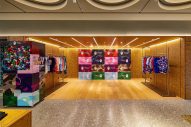 Stray Kid、BAPE STORE(R) DOSANに来店！コラボキャンペーン開始、特別なガチャマシンも登場 - 画像一覧（5/22）