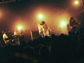 【ライブレポート】Hedigan’s、Texas 3000を迎えての2マンイベントで最新型のロックンロールへと帰着 - 画像一覧（1/21）