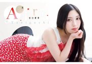 櫻坂46谷口愛季『週刊少年チャンピオン』表紙に登場！「赤い衣装が金魚みたいでお気に入りです（笑）」 - 画像一覧（2/4）