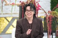 ミセス大森元貴『日曜日の初耳学』で「自分自身を驚かせ続けたい」。上白石萌音、北川景子ら豪華VTRゲストも緊急参戦 - 画像一覧（1/3）