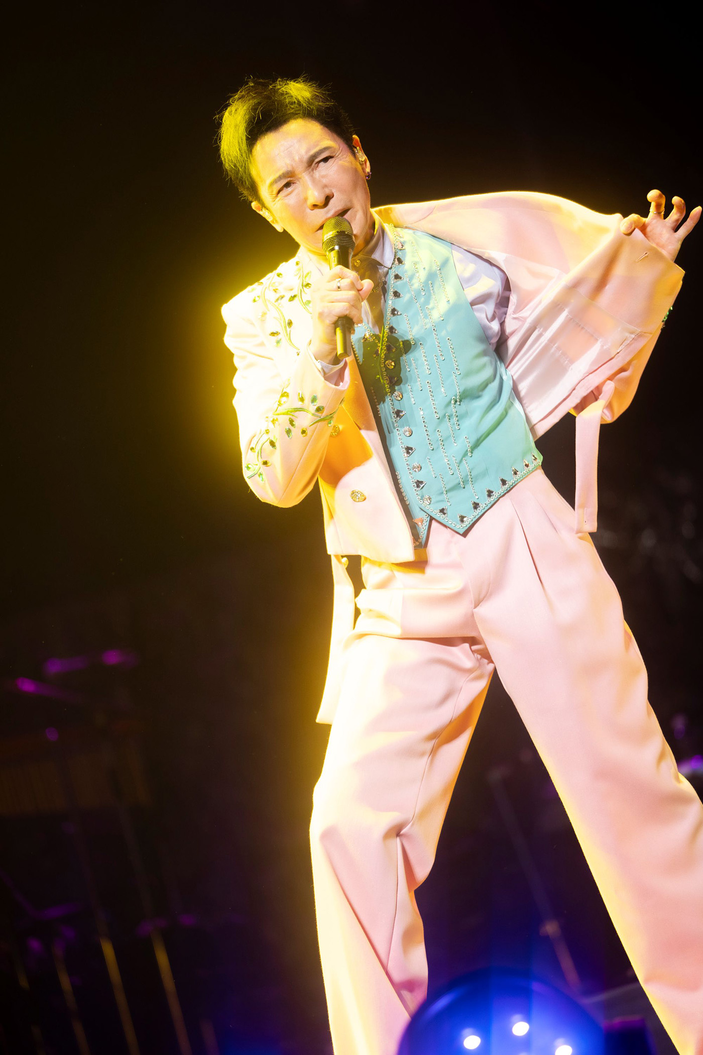 【ライブレポート】郷ひろみ、日本武道館で届けた55年分の愛。「ALL MY LOVE」ツアー感動のグランドフィナーレ