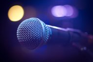 【2026年最新】カラオケで盛り上がる曲20選！迷ったらチェックしたいおすすめポイントも - 画像一覧（2/2）