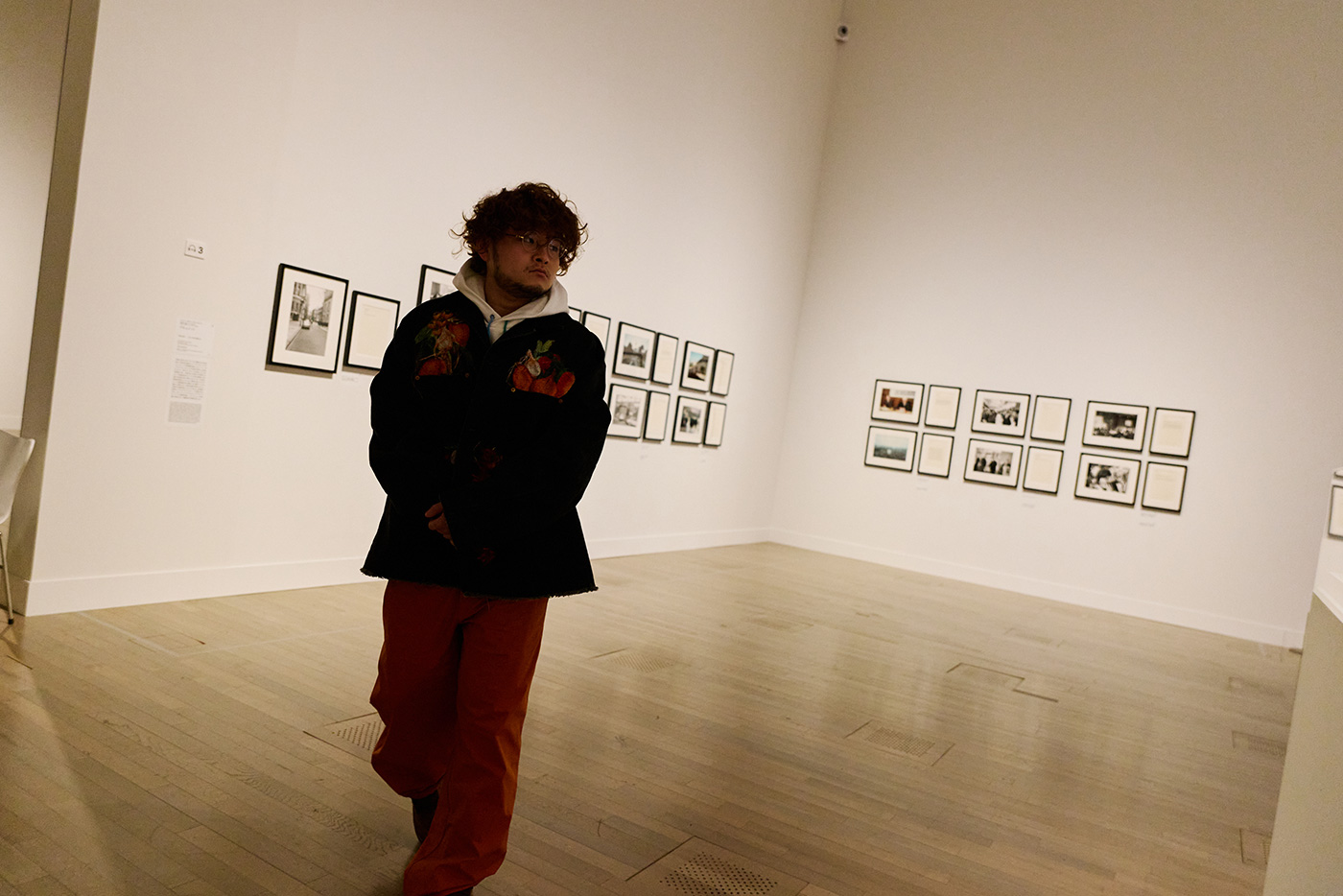 【独占写真あり】Vaundyが惹かれた英国の精神とは？テート美術館 YBA展 公式テーマソング「シンギュラリティ」を語る