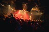 【ライブレポート】akailull、z²、Nemurimachi、夜と私のことが彩った『月刊キャノンボール』――下北沢に刻まれた熱い一夜 - 画像一覧（1/5）